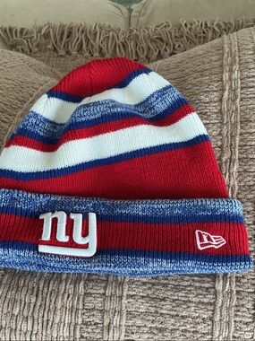 New Era New York Giants Red, White & Blue Striped Beanie